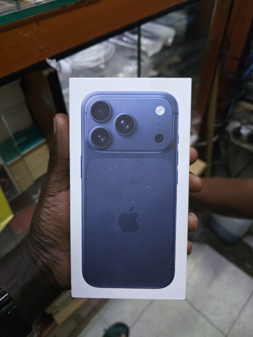 Iphone 17 pro 256gb Esim Blue